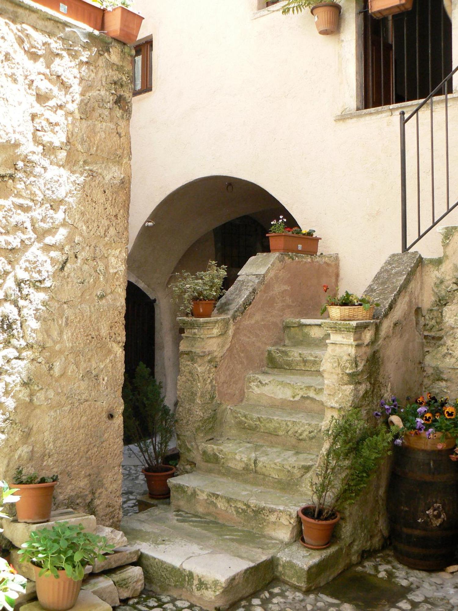 سانتو ستيفانو دي سيسانيو Residence Il Palazzo المظهر الخارجي الصورة